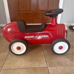 Radio Flyer Kids Car