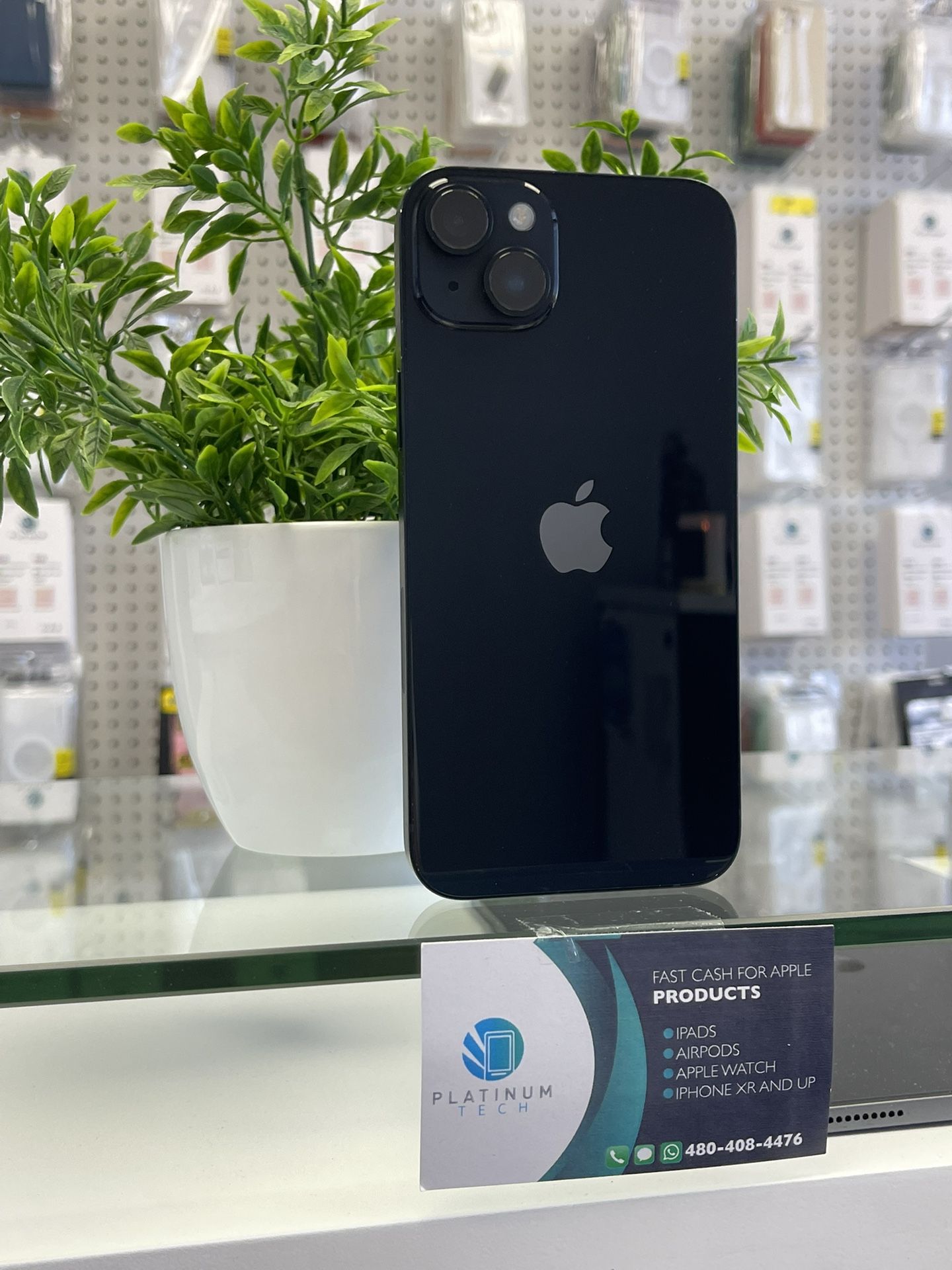 iPhone 13 Unlocked 128Gb Black Color Used With Warranty