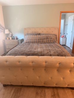 Bed room set