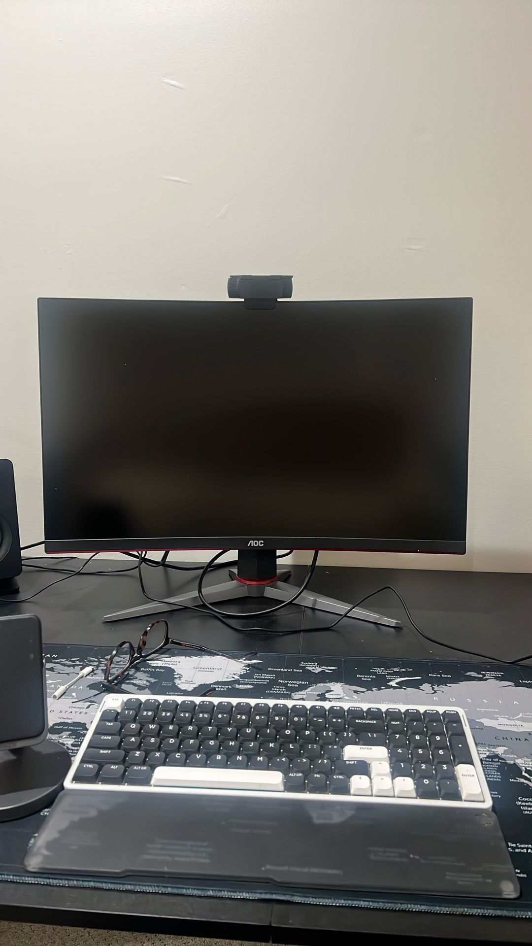 AOC 27” Curved Monitor