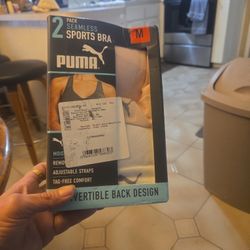 PUMA Women’s Seamless Sports Bras – 2 Pack – Size Medium – New