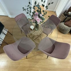 Dinning Room Table & 4 Chairs