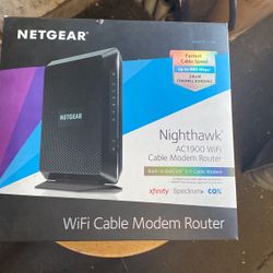 NetGear Cable WiFi Router