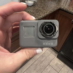 GoPro Hero 5 + Case 