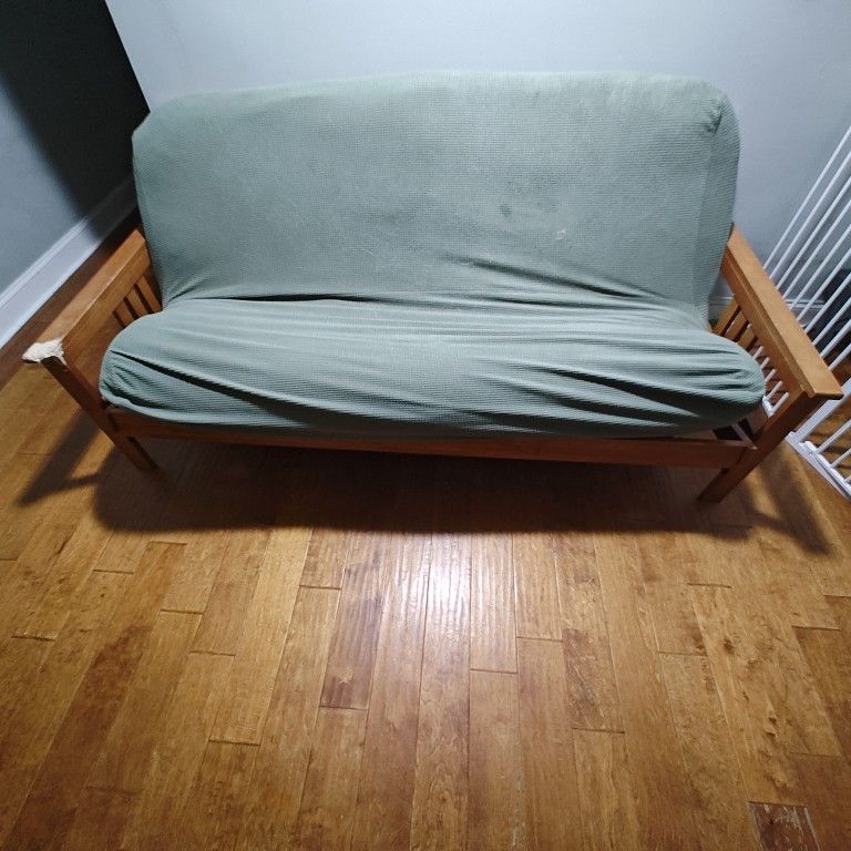 Kodiak Sofa/bed Futton With Memory Foam Matresd