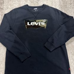 Levi’s Crewneck