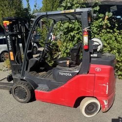 2014 Toyota Forklift – 8,000 lb Lift – $15,000