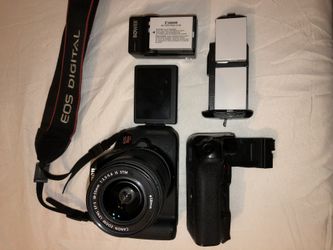 T5i with Extended Battery Back