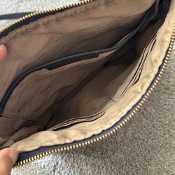 Purse Body Cross 