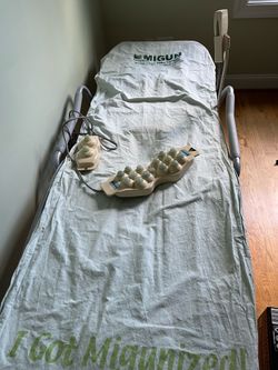 *Pending pick up* Migun Massage Bed