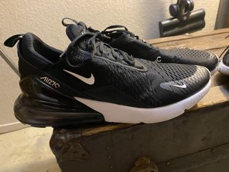 NIKE AIRMAX 270 size 13