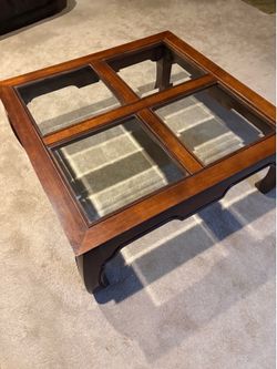WOODEN SQUARE COFFEE TABLE W/4 glass inserts
