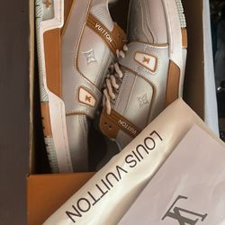 Louis Vuitton Trainer Sneaker  