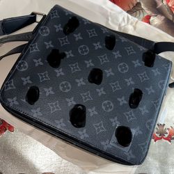 Men’s Crossbody 