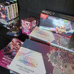 Pokemon Prismatic Premium Collection 