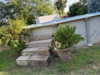 Above ground pool- needs liner - 27’ round