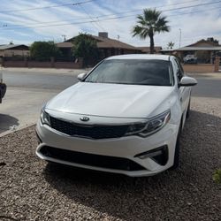 2019 KIA Optima