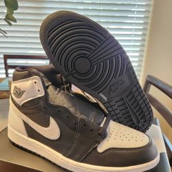 Jordan 1 High Black White 