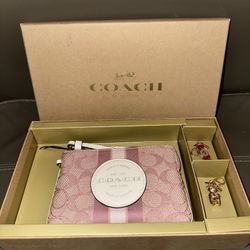 Coach wristlet With Charms 