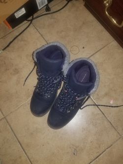 Women Snow Boot Tommy Hilfiger Size 9