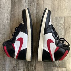 Jordan 1 Gym Red