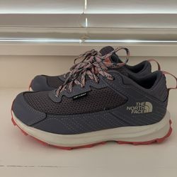 Girls Northface Waterproof Hiking Show