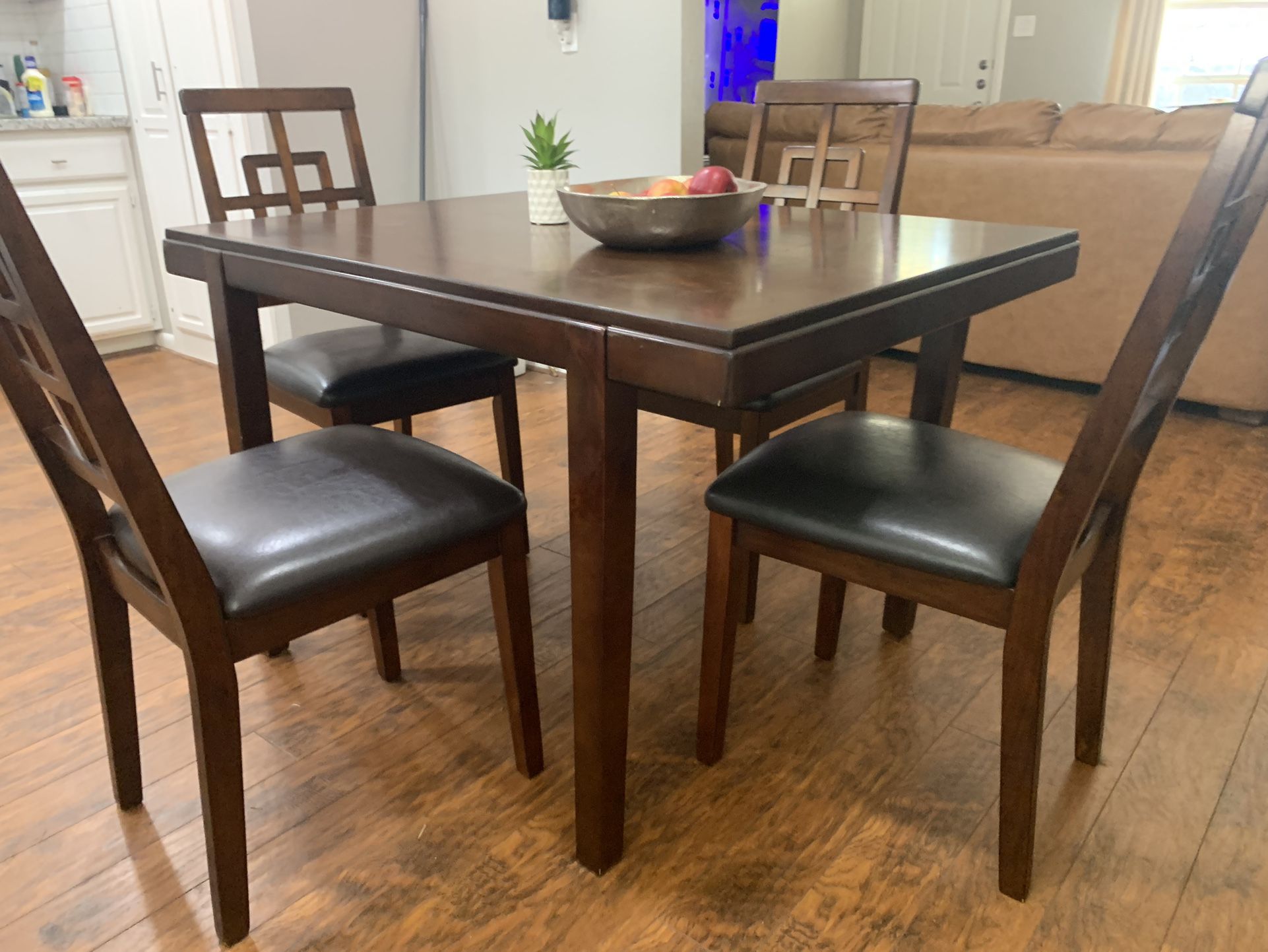 Wood Table With 4 Chairs