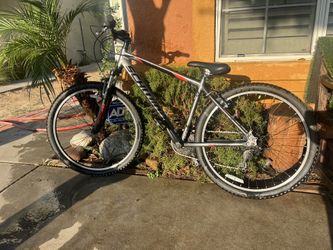 Shwinn Standpoint Bike/Bicycle