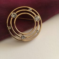 Valentine's Day  Special !! Monet Vintage Brooch