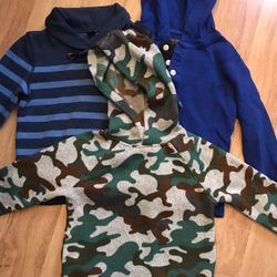 Boys Sweaters Size 3-4t Like New