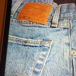 LEVI STRAUSS & CO.  LEVI PREMIUM  "501" 93. DISTRESSED BUTTON DOWN BLUE JEANS SIZE 38/32