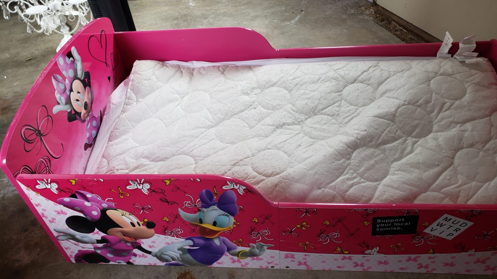 Mini mouse toddler bed