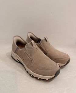 New Skechers Slip-Ins Trail Hiking Walking Shoes Women’s 7.5 Taupe