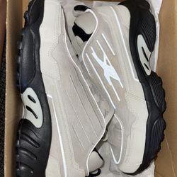 Reebok DMX Series 2200 Size 8W