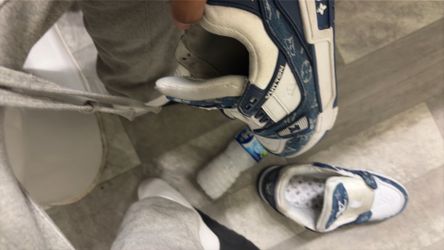 blue trainers LV