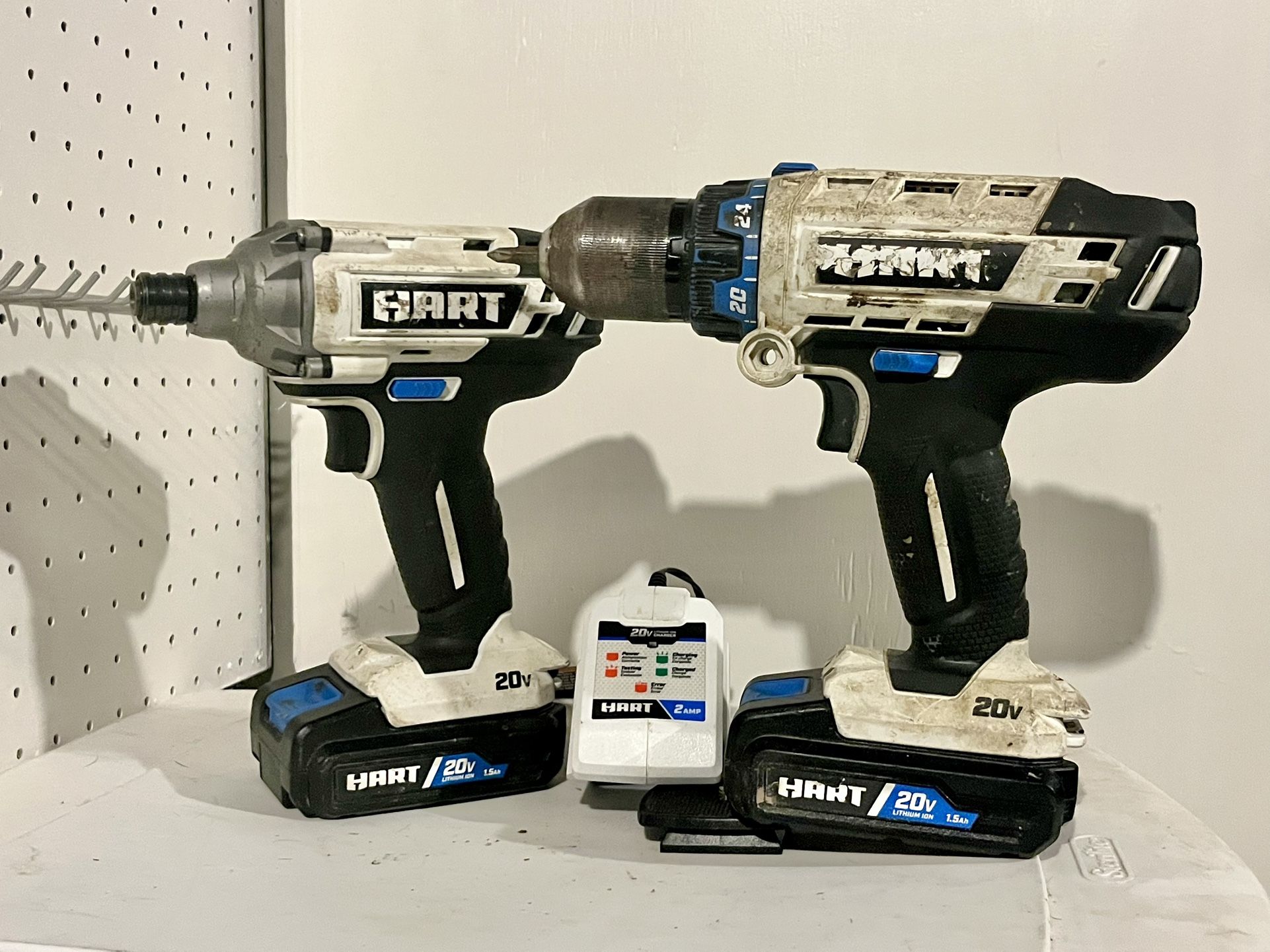 HART 20-Volt Cordless 2-Piece 1/2-inch Drill and Impact Driver Set, 2 Batteries & Charger