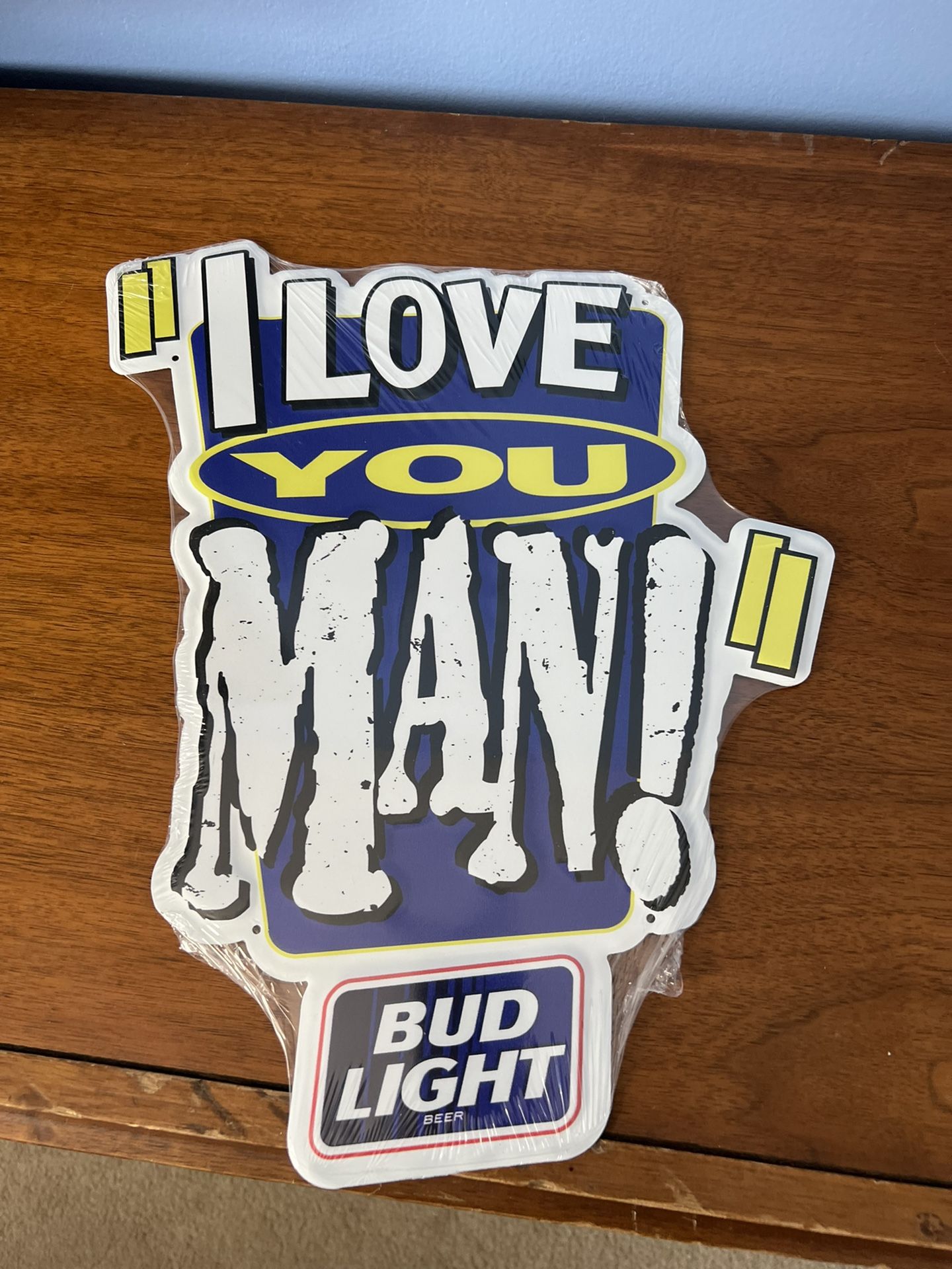 NWT Metal Bud light Decor