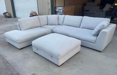 4 PIECE SECTIONAL WITH OTTOMAN 