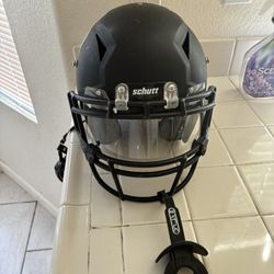 Youth Helmet Medium 