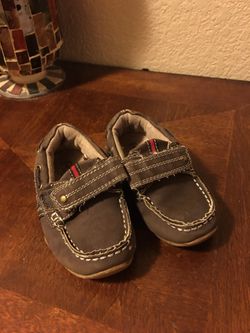 Boys loafers size 6c