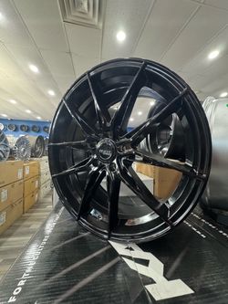20” Katana KR10 Gloss black 5x114