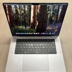 2021 MACBOOK PRO 16 INCHES, 32GB M1 MAX 1TB, 130COUNT BATTERY CUT PRO,  LOGIC PRO, FL STUDIO & MORE