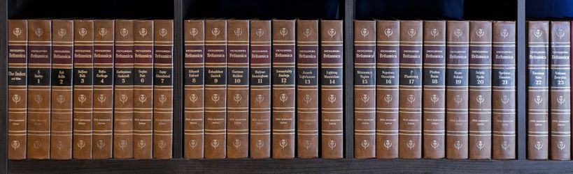 Encyclopedia Britannica 1973 – Complete 30-Volume Set – Excellent Condition