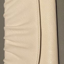 New With Tags Apt. 9 Bi-fold Wallet Beige Coin Bill Purse Gorgeous Retail $30 SALE 1/2 PRICE!!!