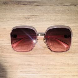 Pink Oversized Gradient Sunglasses with Metallic Accent