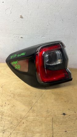 2020 to 2023 Subaru outback driver side taillight