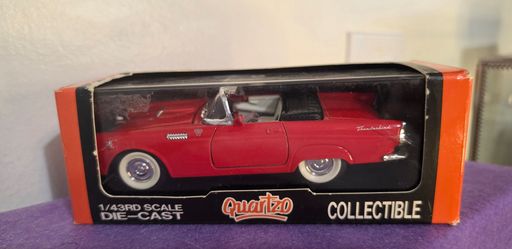1/43RD SCALE DIE-CAST FORD & THUNDERBIRD TRADEMARKS in Case and Original Box