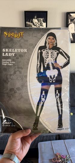 Halloween costume skeleton lady