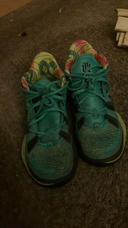 Nike Kyrie Basketball Sneakers trying to get rid of these