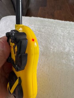Pokémon pikachu walkie talkies